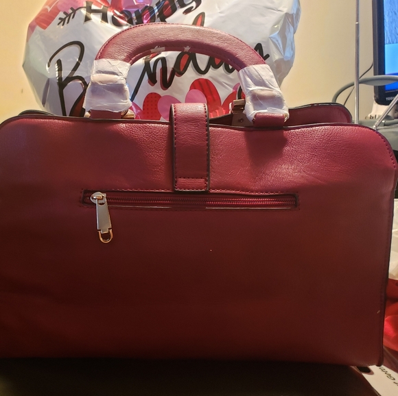 Ruby Red Handbag - Picture 2 of 3